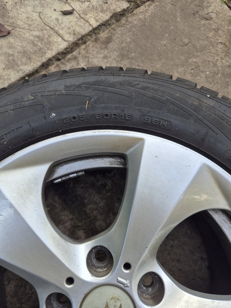 BMW 3-serie F30/F31 winterset Goodyear 2822 Hankook 3623 7mm, Ophalen, Gebruikt, 16 inch, Banden en Velgen