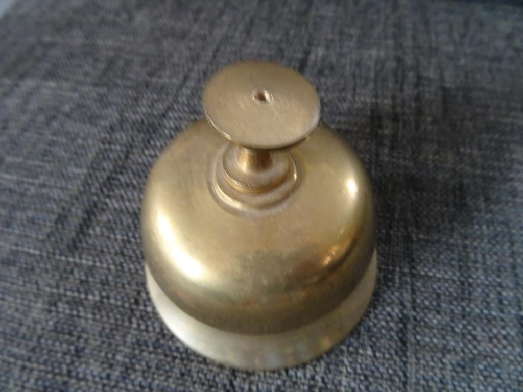 Curiosa vintage koperen hotelbel winkelbel toonbankbel 1960, Ophalen of Verzenden