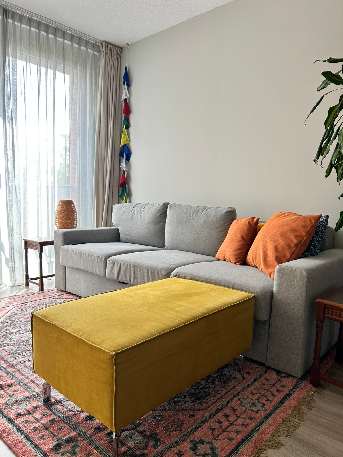 Poef / Hocker geel (Pronto Wonen), Ophalen, Gebruikt, Eenpersoons, Minder dan 75 cm