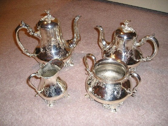 Antiek verzilverd tinnen servies., Ophalen of Verzenden