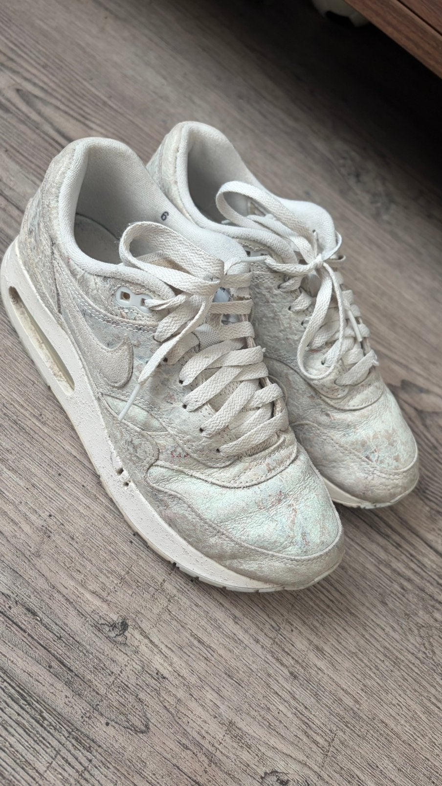 Nike Air Max 1 Museum Masterpiece 38.5, Overige kleuren, Ophalen of Verzenden, Sneakers of Gympen, Gedragen