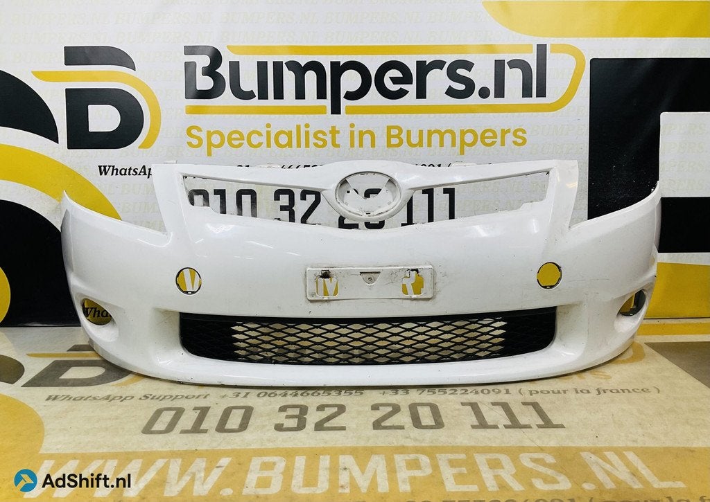 BUMPER Toyota Auris E15 2010-2015 VOORBUMPER 2-D3-11396z, Bumper