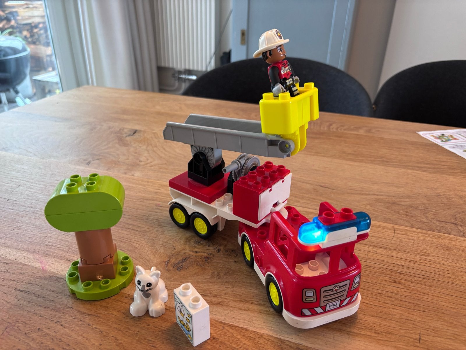 Lego Duplo 10969 Brandweerwagen, Ophalen of Verzenden, Zo goed als nieuw, Duplo, Inclusief doos