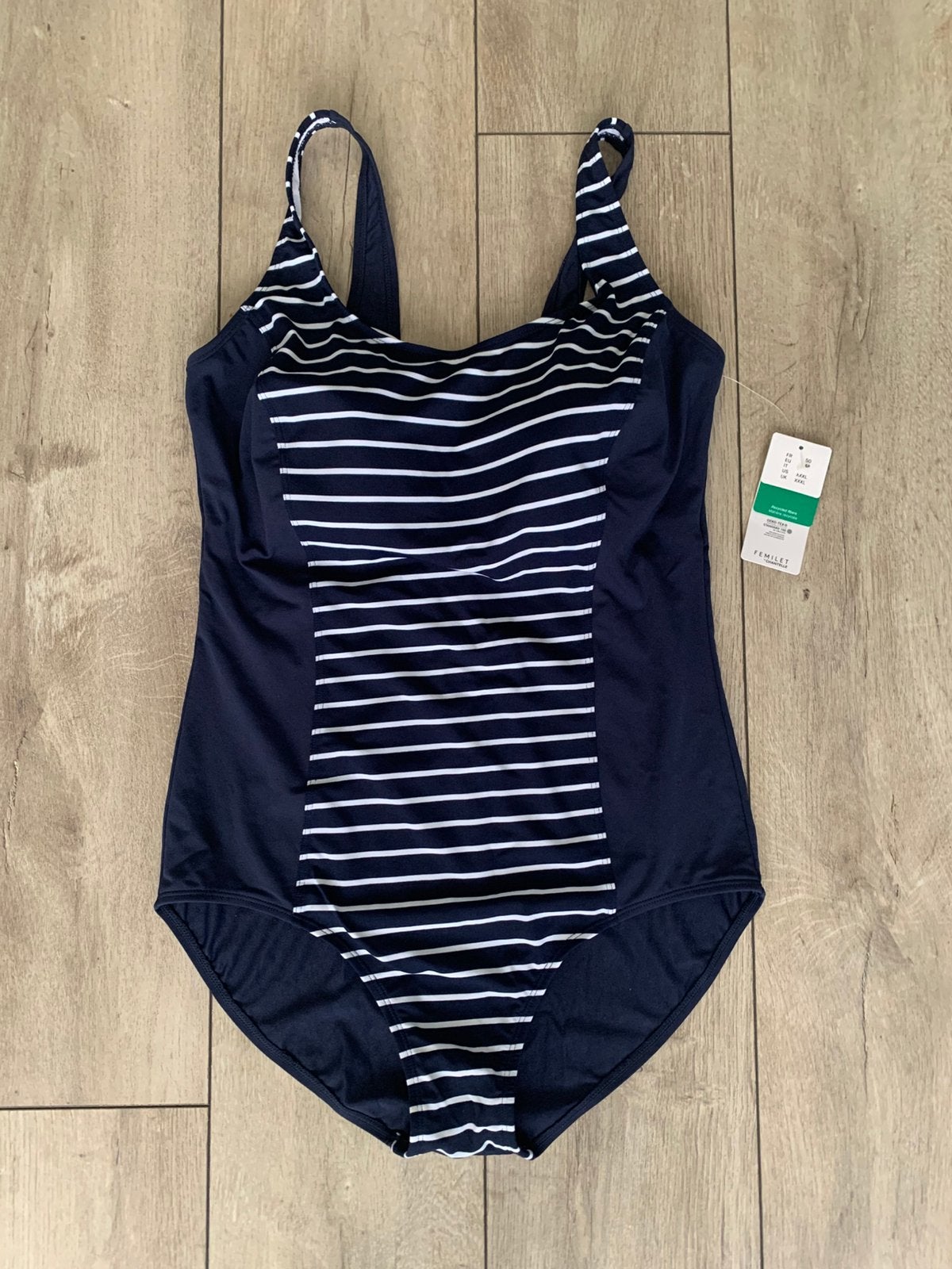 Super mooi nieuw blauw/wit badpak van Femilet  (Maat 48), Nieuw, Badpak, Femilet, Verzenden