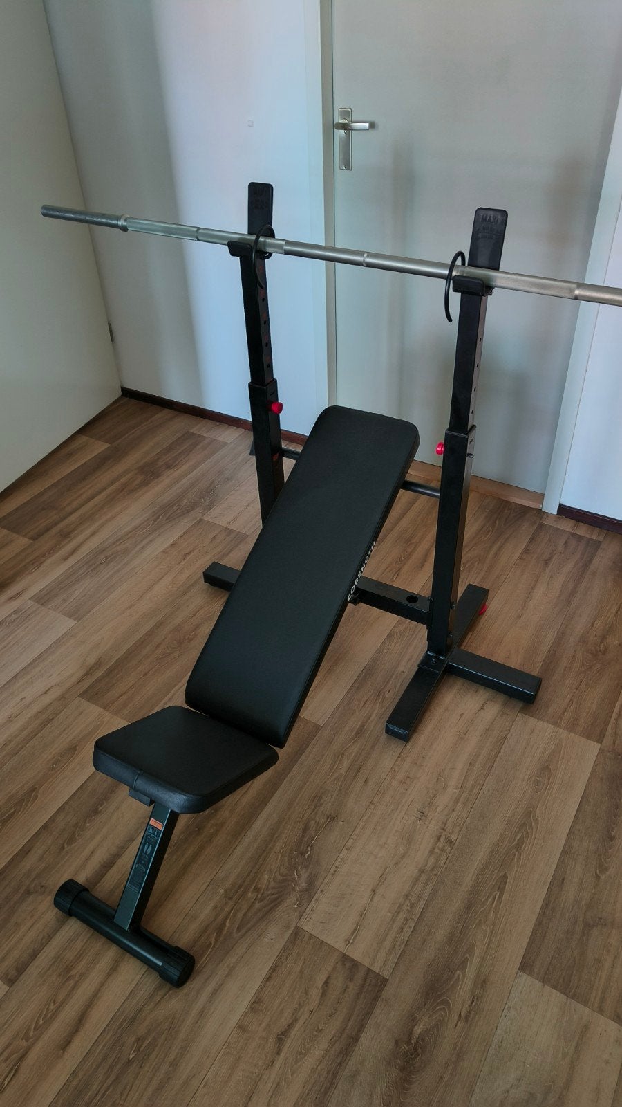 Corength Bench Press Fold - Opvouwbare Krachtbank, Sport en Fitness, Fitnessapparatuur, Ophalen, Krachtstation, Zo goed als nieuw
