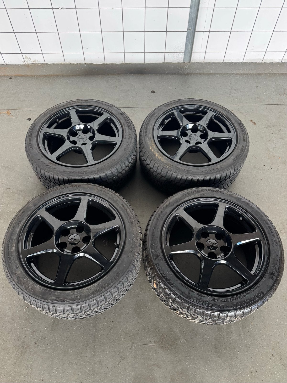 Mitsubishi Lancer Evo 8 VIII Enkei 17" winterbanden, Ophalen, Banden en Velgen, Nieuw, 17 inch