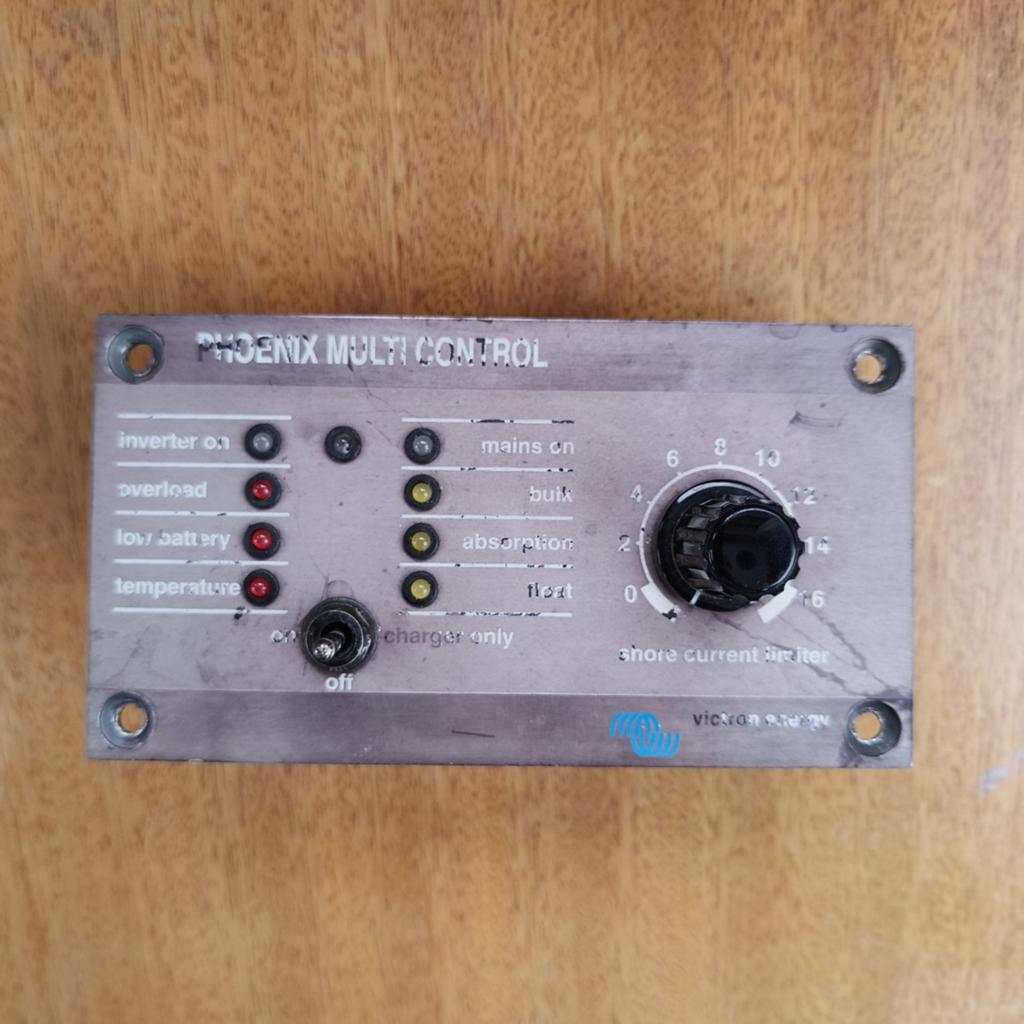 Victron Phoenix Multi Control Paneel, Watersport en Boten, Navigatiemiddelen en Scheepselektronica, Ophalen of Verzenden, Gebruikt