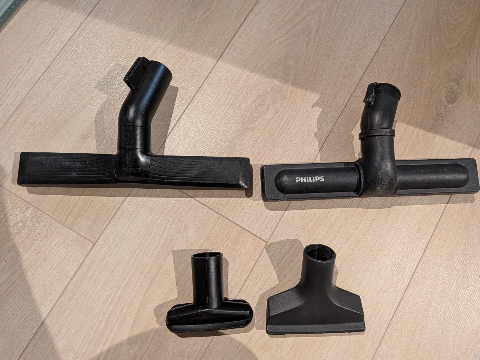 Philips stofzuiger toebehoren - borstels en mondstukken, Witgoed en Apparatuur, Inclusief accessoires, Gebruikt, Philips, Overige typen