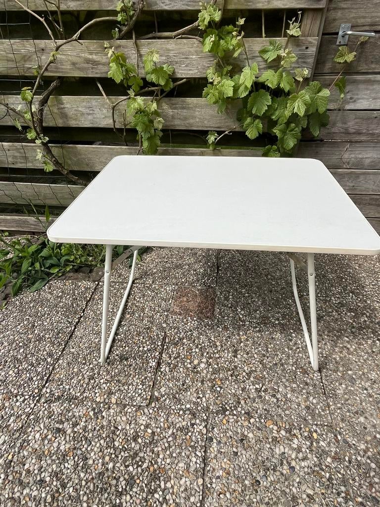 Leuk retro campingtafeltje opvouwbaar, Caravans en Kamperen, Kampeermeubelen, Ophalen of Verzenden, Zo goed als nieuw, Campingstoel