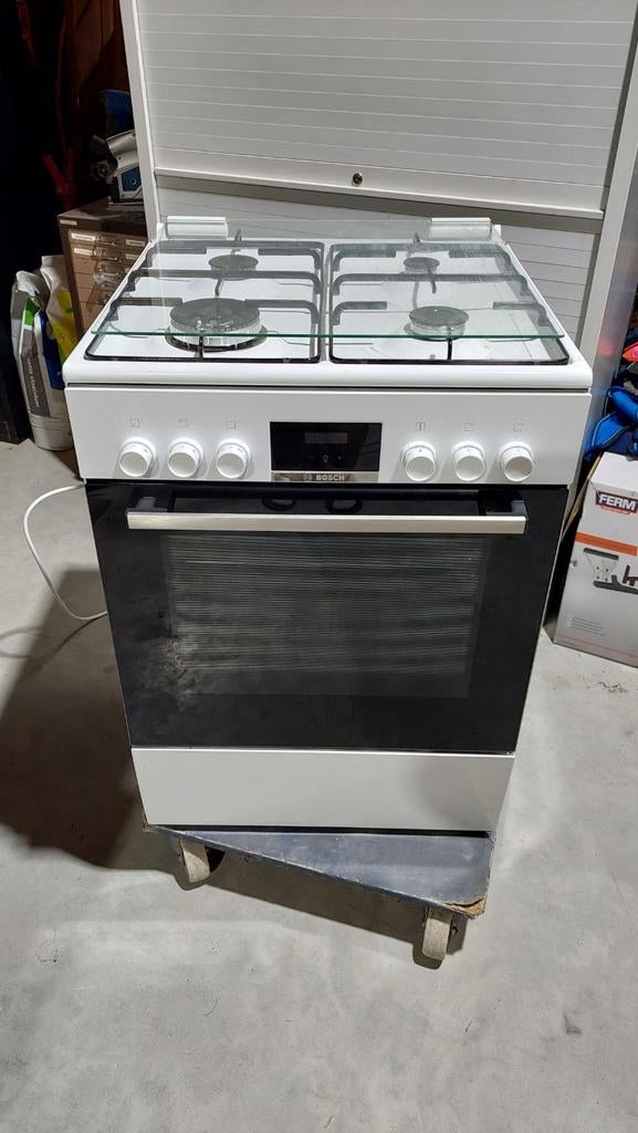 Bosch gasfornuis met elektrische oven, Witgoed en Apparatuur, Fornuizen, Ophalen, 4 kookzones, Zo goed als nieuw, Gas