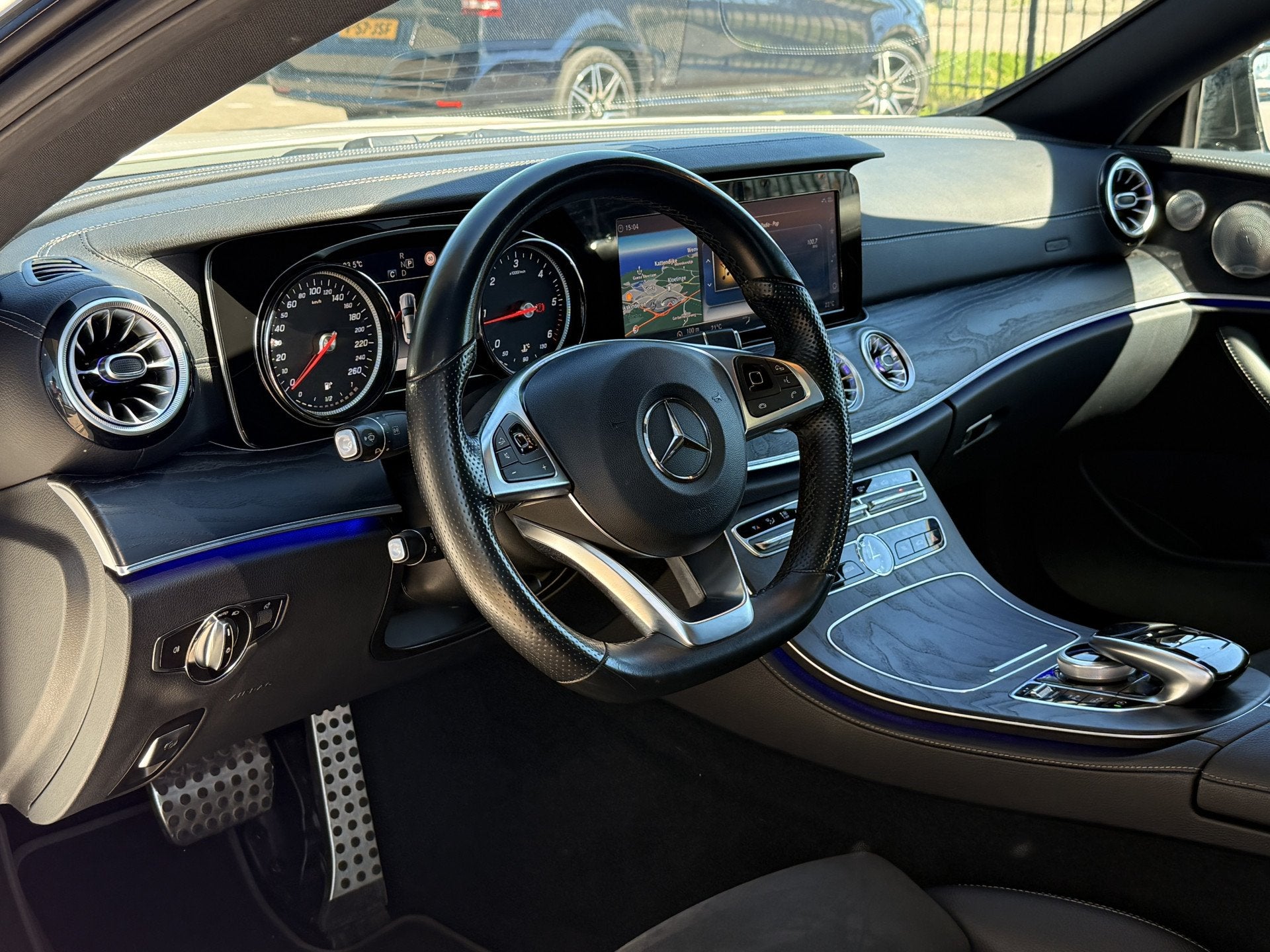 Mercedes-Benz E-Klasse Coupé 220 d Premium Plus AMG | Pano, Automaat, Achterwielaandrijving, 4 cilinders, 4 stoelen