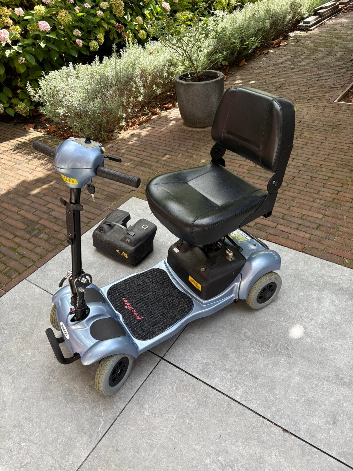 Scootmobiel Mango Freerider met 2 accu’s, Ophalen, 10 km/u of minder, Gebruikt, 16 t/m 25 km