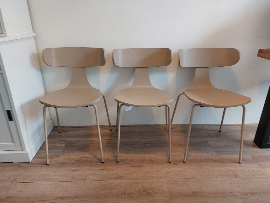 3x WOOOD Form eetkamerstoel zand modern hout/metaal - 99e st, Huis en Inrichting, Stoelen, Overige kleuren, Drie, Nieuw, Ophalen of Verzenden