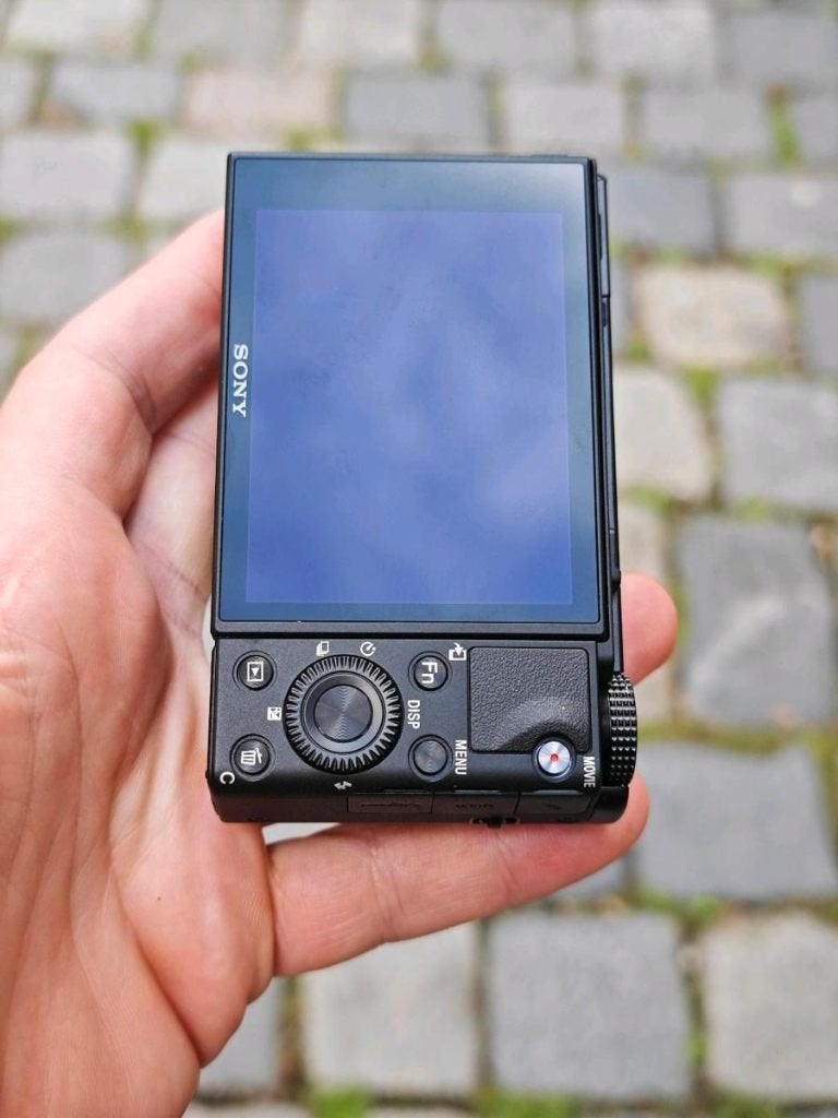 Foto 10 van Sony RX100 VII met accessoires in nieuwstaat