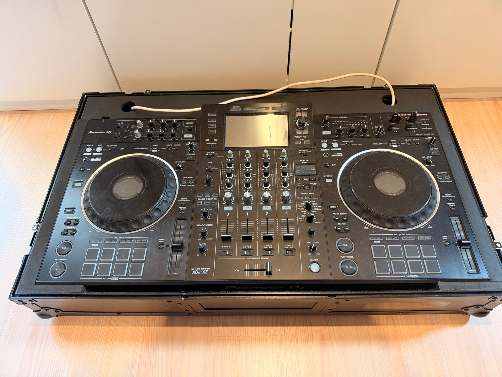 Pioneer DJ XDJ-XZ met flightcase, Muziek en Instrumenten, Ophalen, Zo goed als nieuw, Dj-set, Pioneer