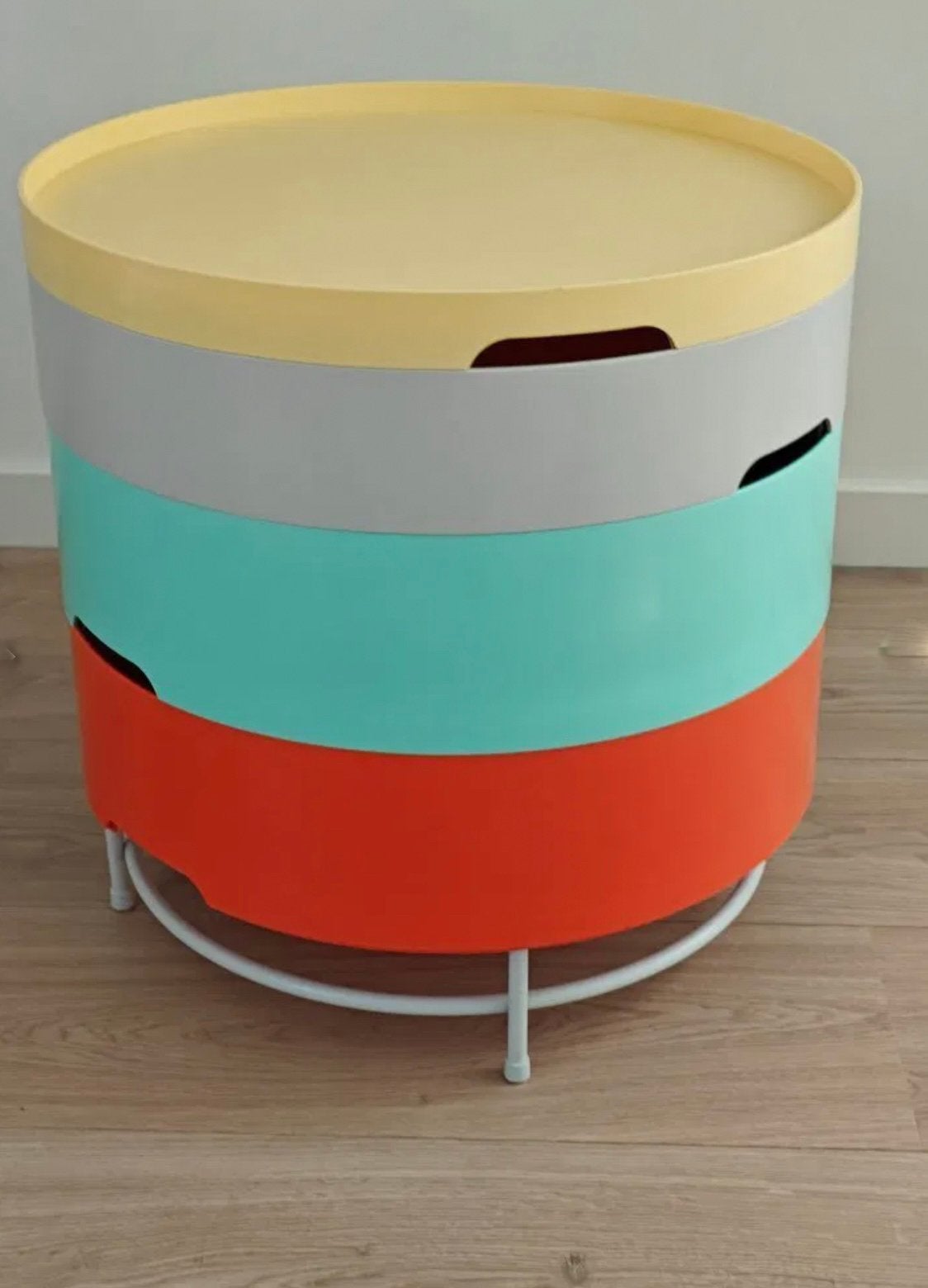IKEA bijzettafel PS 2014 T. Richardson, C. Brill A. Williams, Huis en Inrichting, Minder dan 55 cm, Rond, Zo goed als nieuw, Ophalen