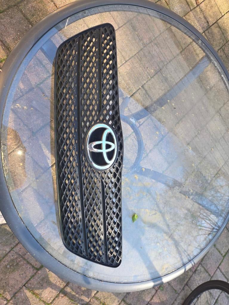 Corolla grille, Ophalen of Verzenden, Gebruikt, Toyota