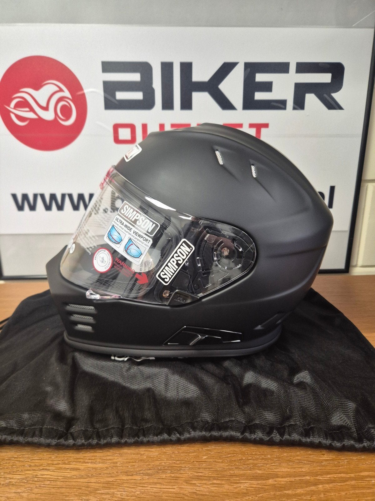 simpson venom mat zwart, maat M. Nieuw, Motoren, M, Dames, Ophalen of Verzenden, Integraalhelm