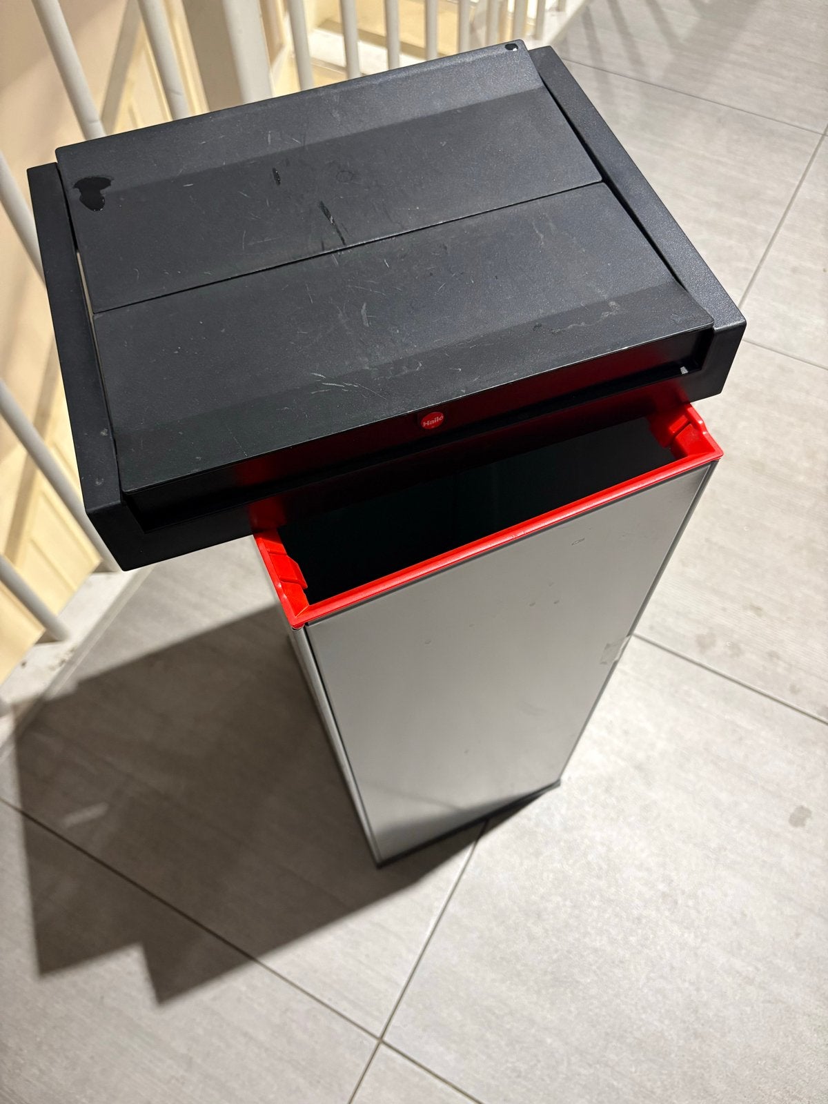 Hailo Big Box Quick 60L RVS Prullenbak met Zwart Deksel, Ophalen, 50 – 75, Gebruikt, 40 liter of meer