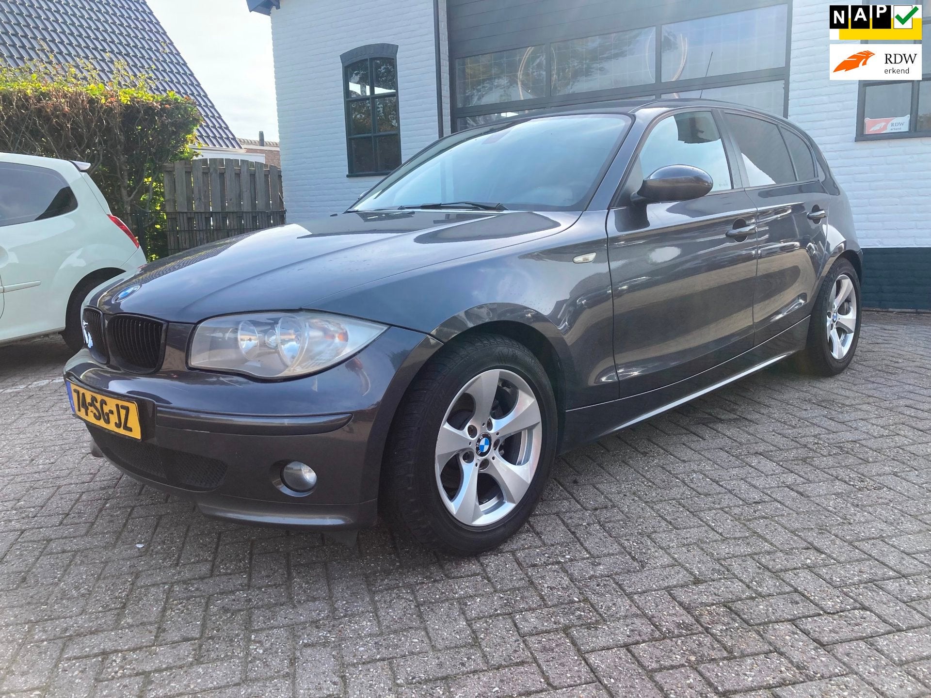 BMW 1-serie 118i High Executive Bj 2005, Clima, Cruise, PDC, Auto's, 1-Serie, Achterwielaandrijving, 4 cilinders, 129 pk