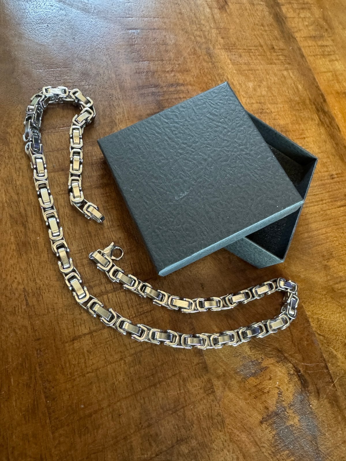 Koningsketting roestvrij staal 60cm met doos, Ophalen of Verzenden, Zo goed als nieuw, Zilver, Overige materialen