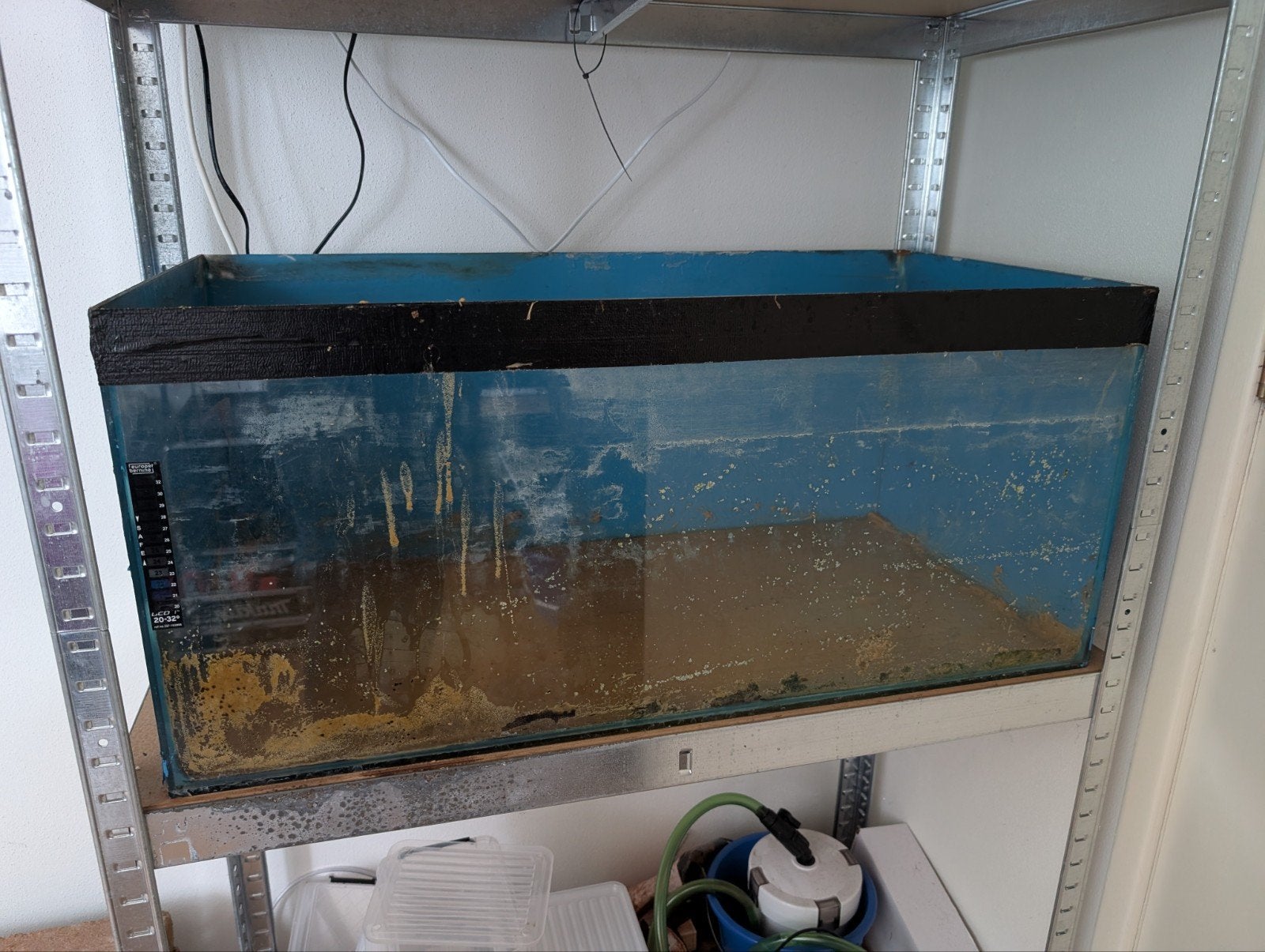 2 kweekbakken 1x 80L 1x 100L, Dieren en Toebehoren, Ophalen, Gebruikt, Leeg aquarium
