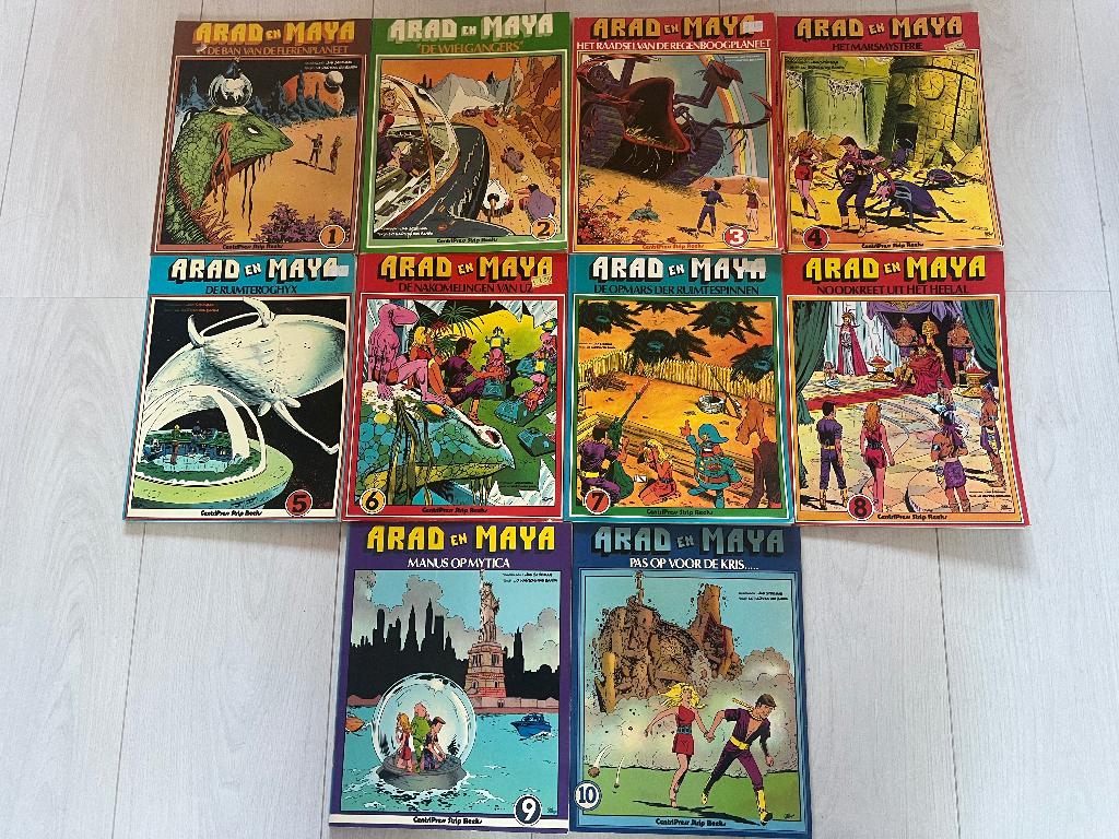 Arad en Maya serie 1 t/m 10 compleet in zeer mooie staat., Boeken, Stripboeken, Complete serie of reeks, Ophalen of Verzenden