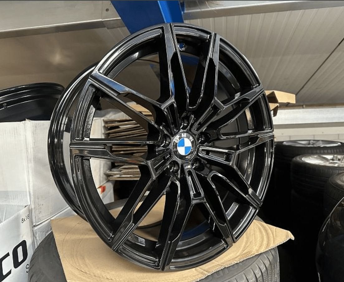 NIEUWE 18inch BMW Black 825M Style Velgen set! 5x112 G20 G30, 18 inch, -, -, Banden en Velgen