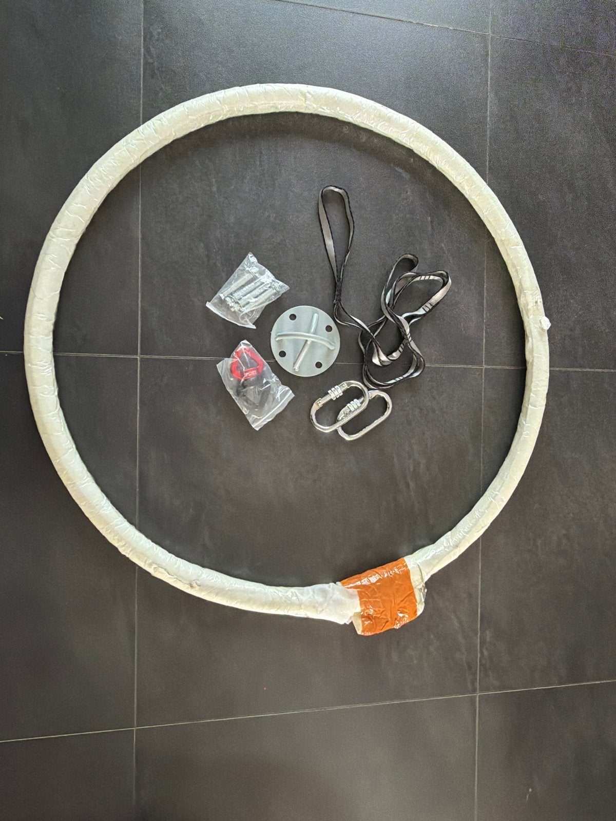 Luchthoepel / Aerial Hoop 80cm met complete bevestiging, Sport en Fitness, Ophalen, Nieuw