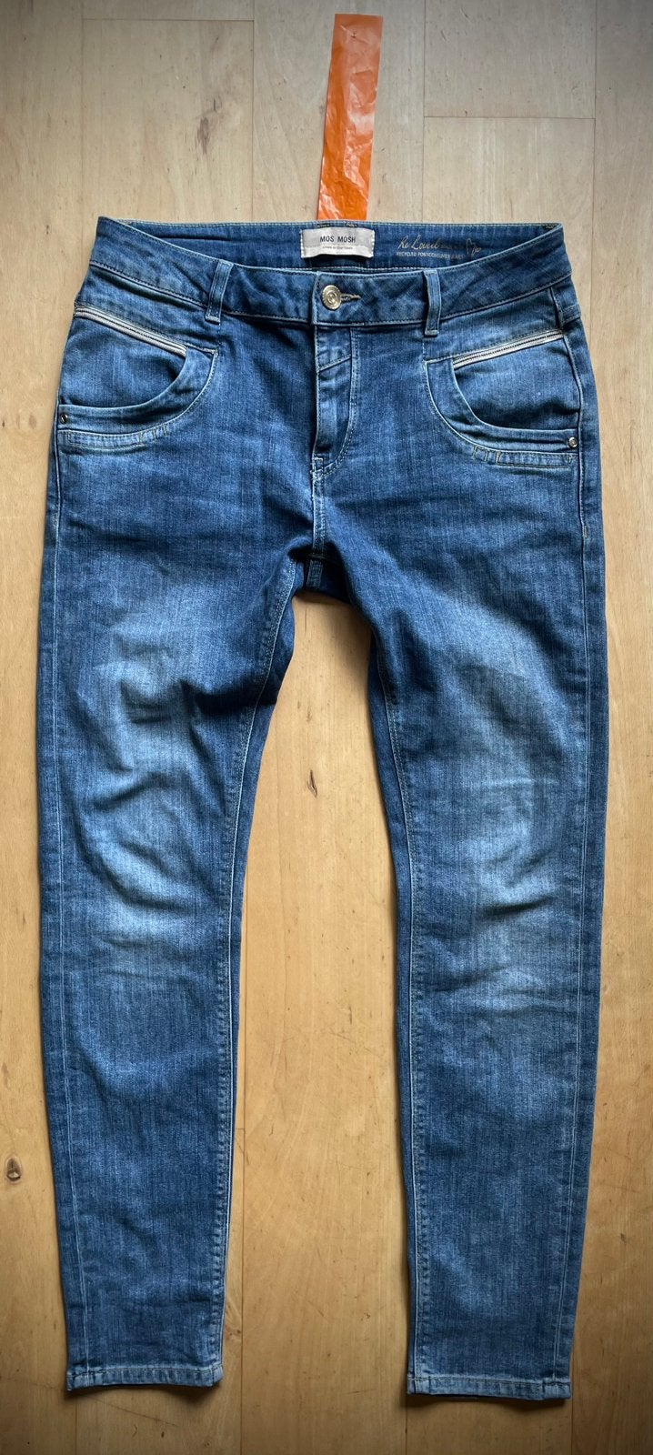Mos Mosh Naomi ReLoved jeans met mooie details W29 L32, Ophalen of Verzenden, Zo goed als nieuw, Blauw, W28 - W29 (confectie 36)