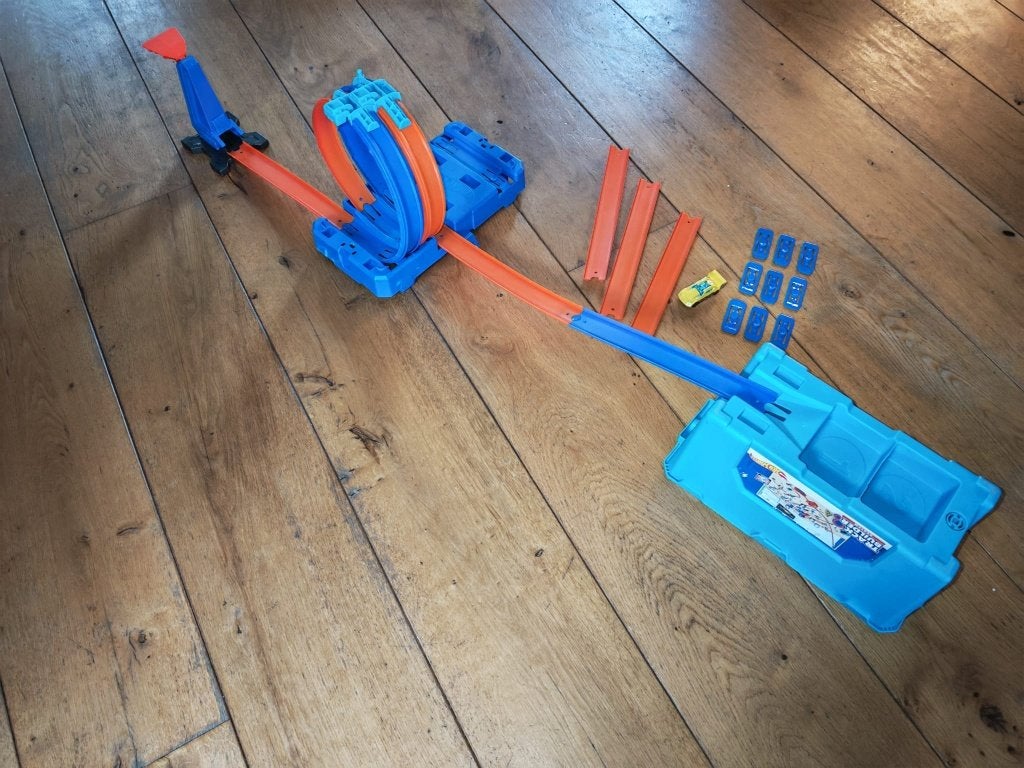 Hot Wheels Track Builder Multi Loop Box FLK90 + auto, Ophalen of Verzenden, Hot Wheels, Handmatig, Met looping