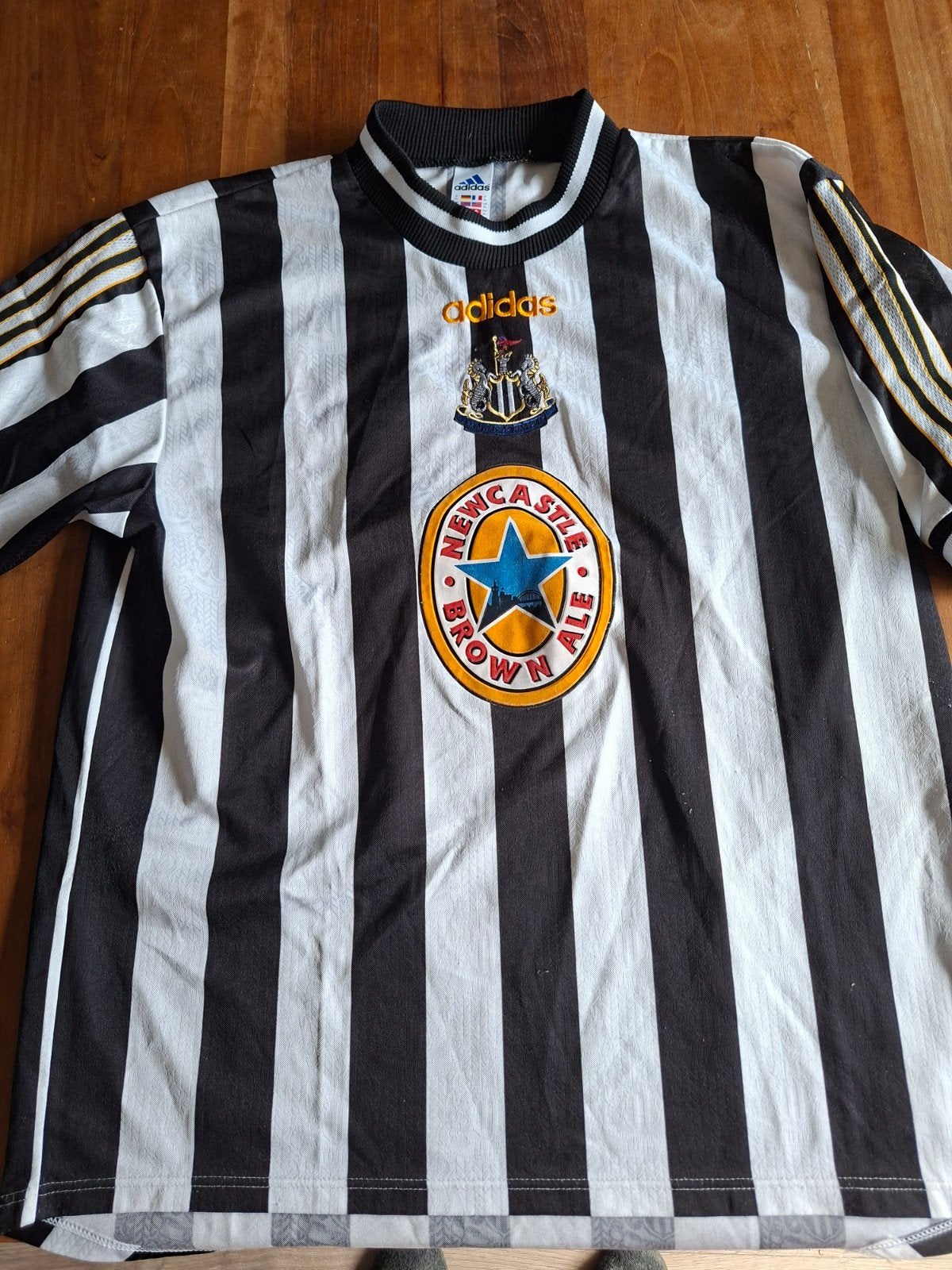 Newcastle United Asprilla nr 11 shirt, Sport en Fitness, Voetbal, Ophalen of Verzenden, Shirt