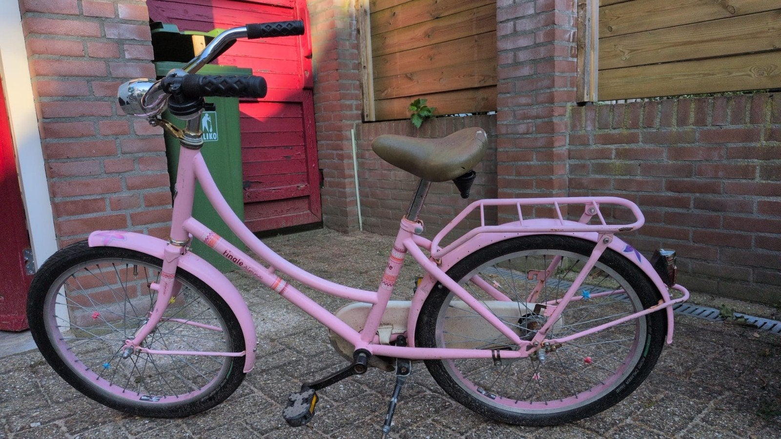 Roze kinderfiets 20 inch - Gebruikt, Fietsen en Brommers, Fietsen | Kinderfietsjes, Ophalen
