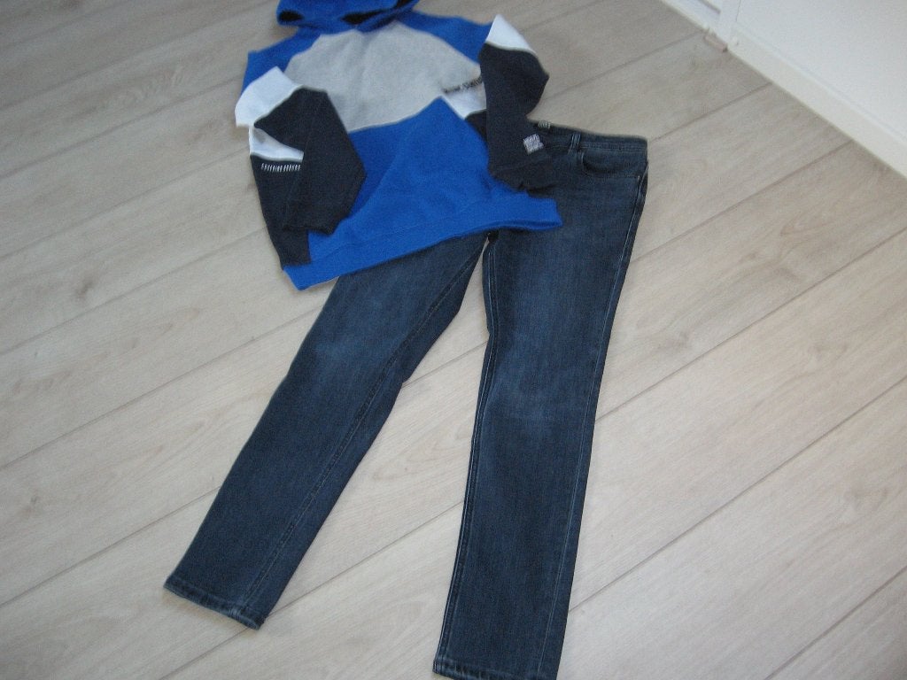 hoodie + broek 170 176 zeg maar nw samen€15,- jack & Jones, Ophalen of Verzenden, Zo goed als nieuw, Jongen of Meisje, Broek