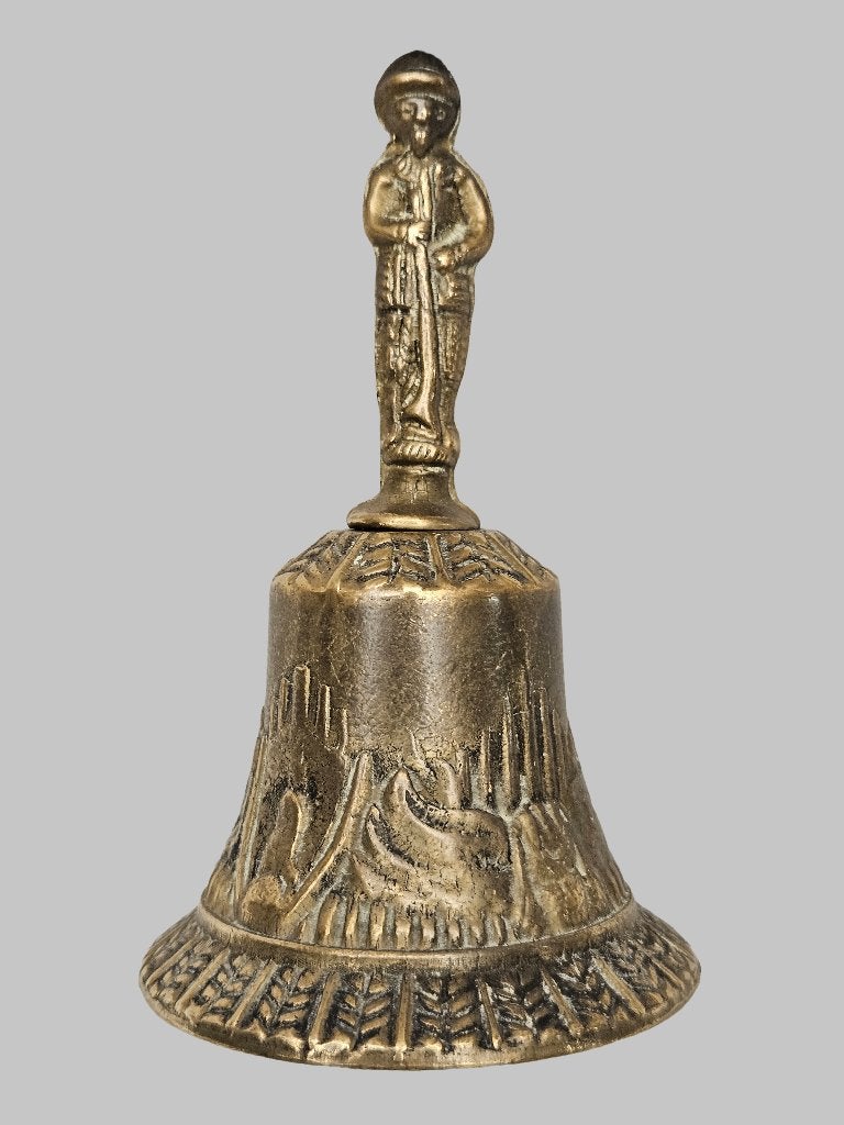 Tafelbel , in vorm van Jager met hond, Ophalen of Verzenden, Brons