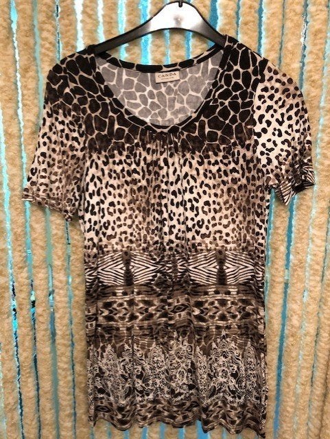 V) H122 canda c&a leuk panter t-shirt truitje maat 42, Bruin, Verzenden, Maat 42/44 (L), Zo goed als nieuw
