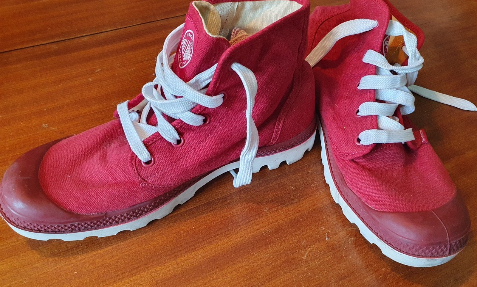 Palladium Pampa Hi Originale Sneakers - Rood - Maat 39, Kleding | Dames, Palladium, Ophalen of Verzenden, Rood, Sneakers of Gympen