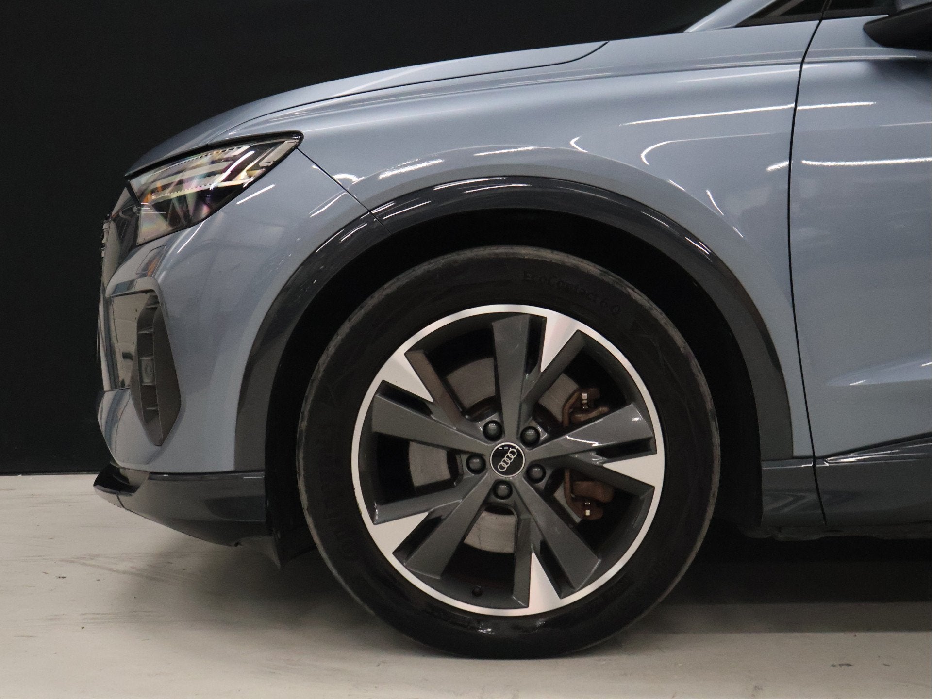 Foto 2 van Audi Q4 e-tron 40 Launch edition Advanced 77 kWh [SOH 92%, S