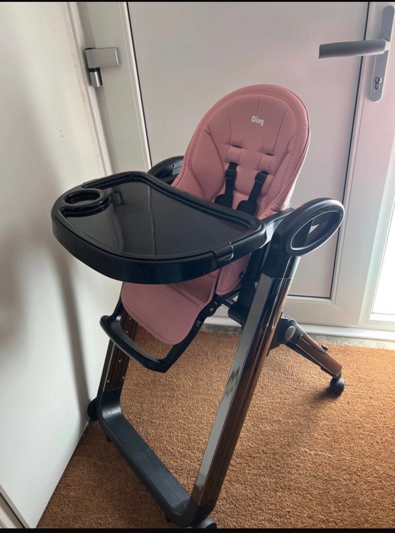 Eetstoel Ding Royal Luxe Kinderstoel Roze/Zwart –, Ophalen, Zo goed als nieuw, Meegroeistoel, Afneembaar eetblad