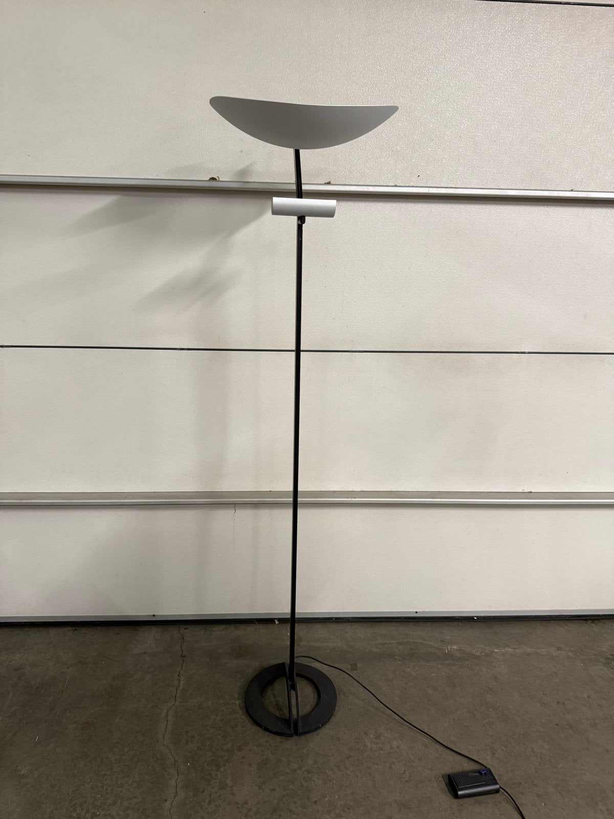 Artemide Zen vloerlamp - Designklassieker, Overige fittingen, Ophalen of Verzenden, Zo goed als nieuw, Metaal