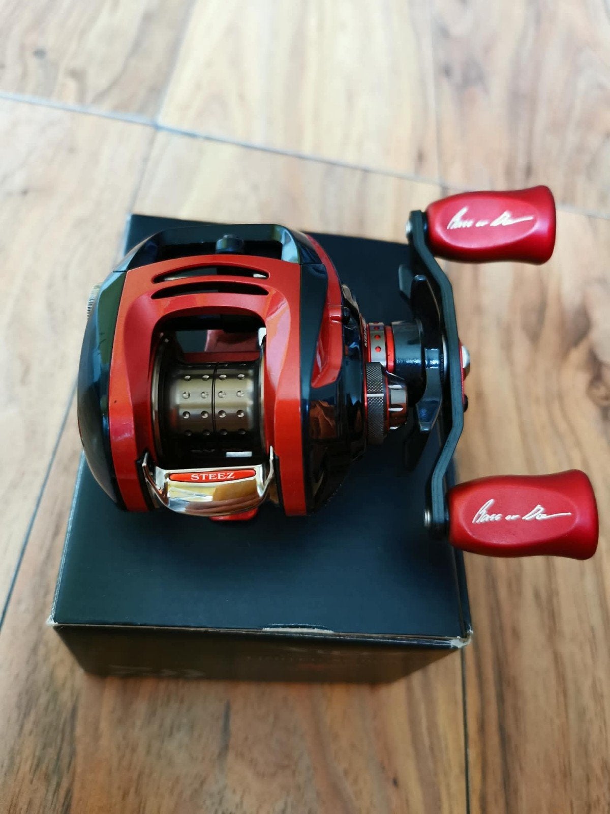 Daiwa Steez Limited SV 103H-TN Toshi Namiki JDM Baitcaster, Ophalen of Verzenden, Gebruikt, Molen