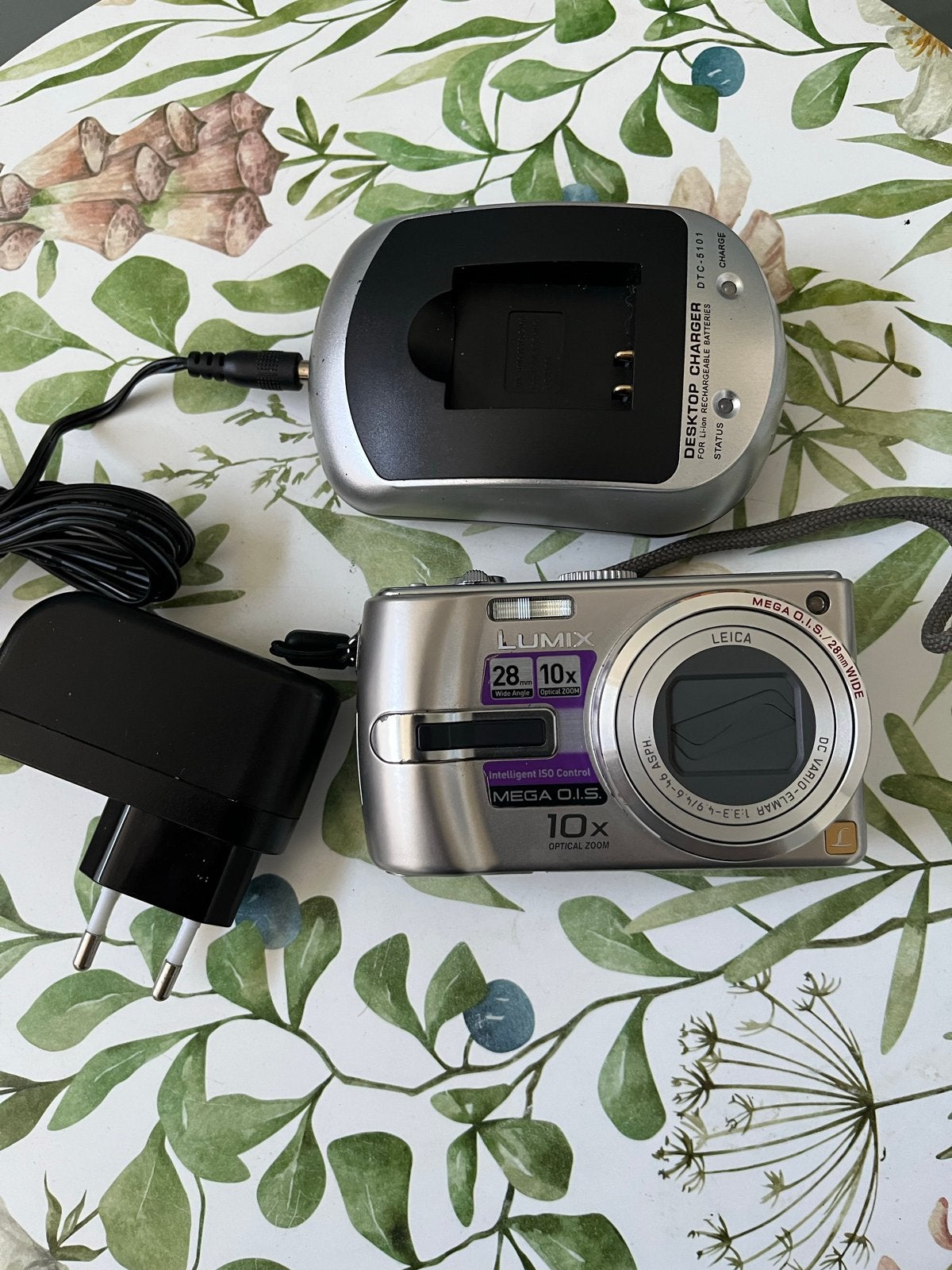Panasonic Lumix DMC-TZ2 Compactcamera met Oplader, Gebruikt, Panasonic, Oplader, Beeldstabilisatie