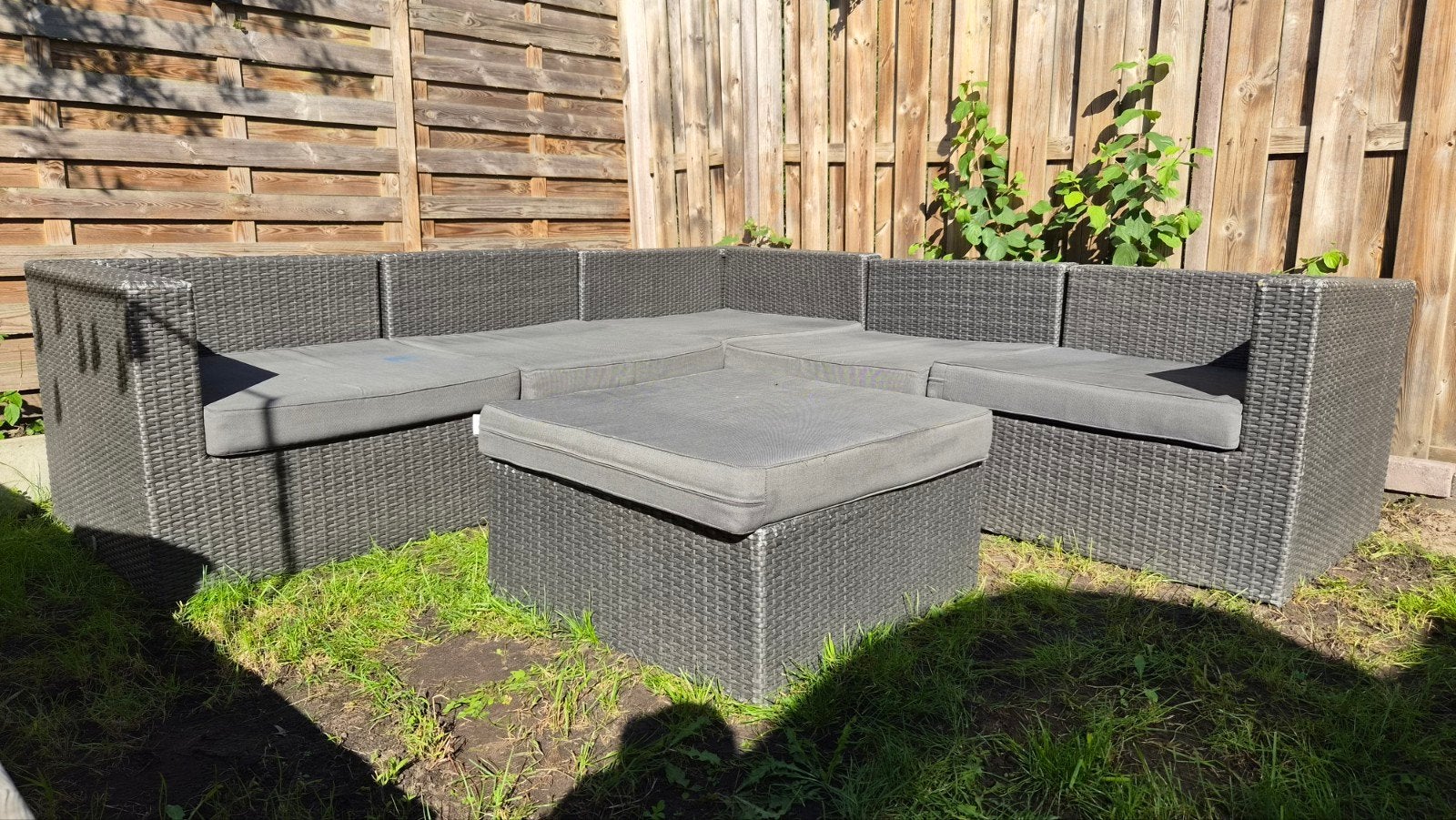 P&R Design Loungeset met tafel en kussens, Ophalen, Gebruikt, 6 zitplaatsen, Loungeset