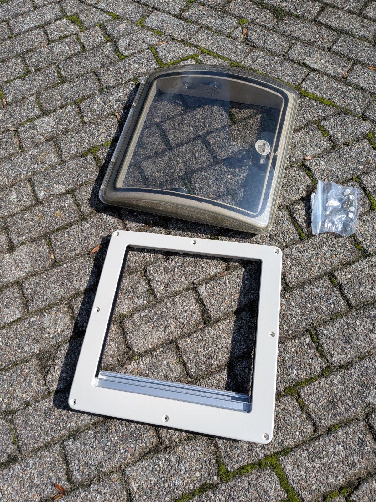 Dakluik 40x40 Remis voor camper of caravan, Ophalen of Verzenden, Gebruikt