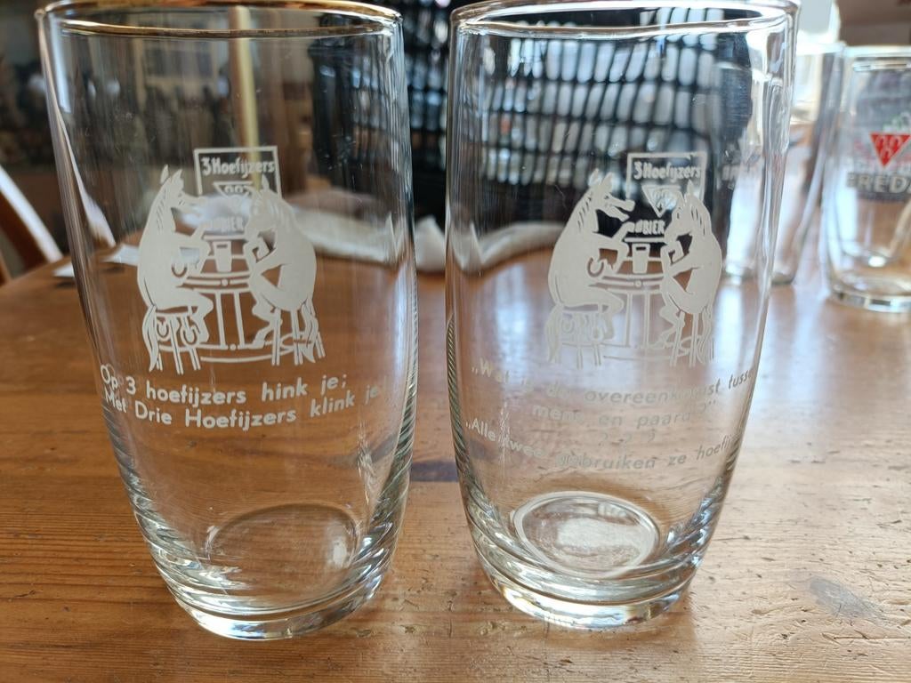 2 unieke 3 Hoefijzer glazen - Vintage bierglazen, Ophalen of Verzenden