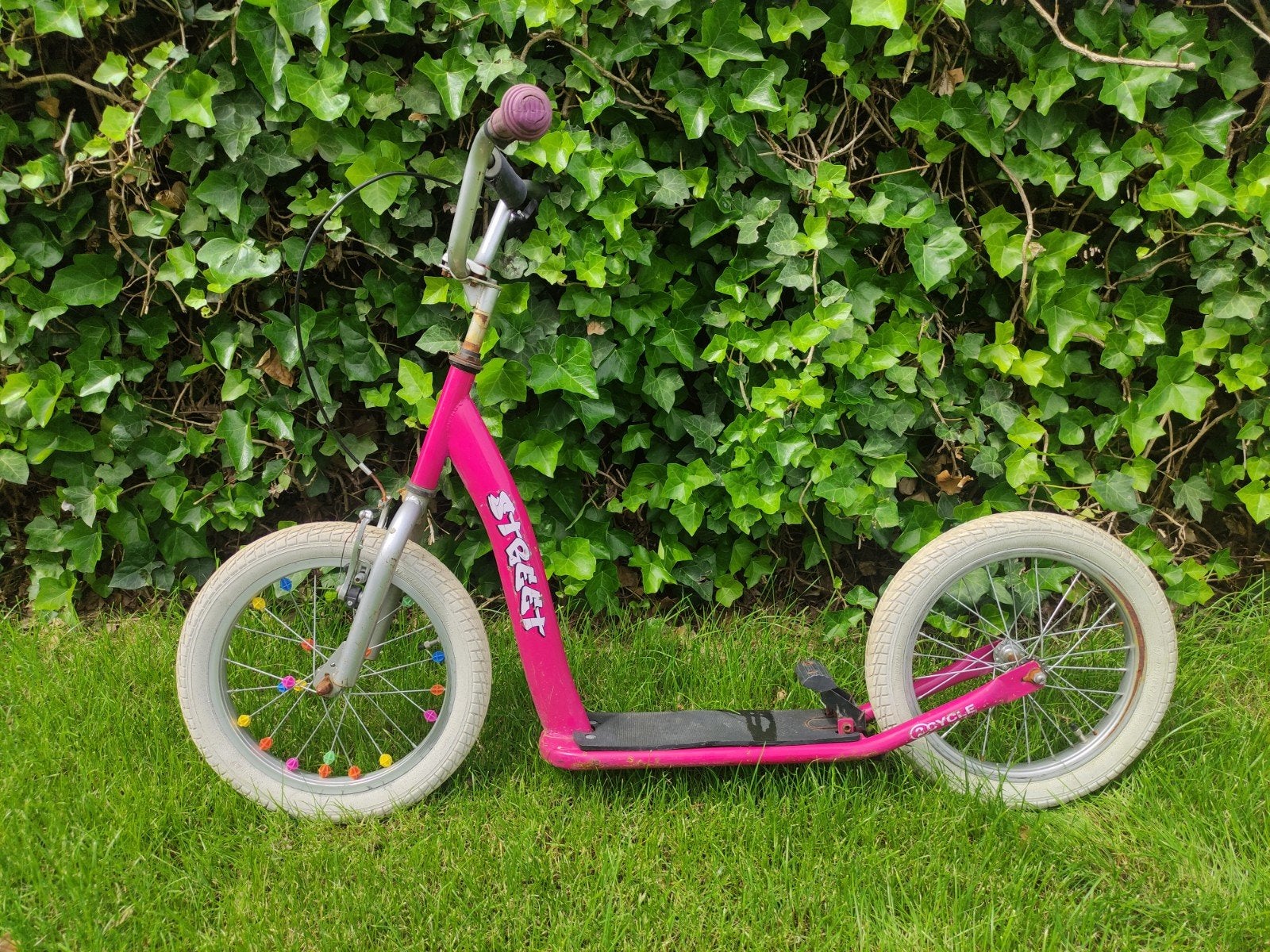 Kinderstep, roze. 16 inch, Fietsen en Brommers, Ophalen, Gebruikt, Gewone step