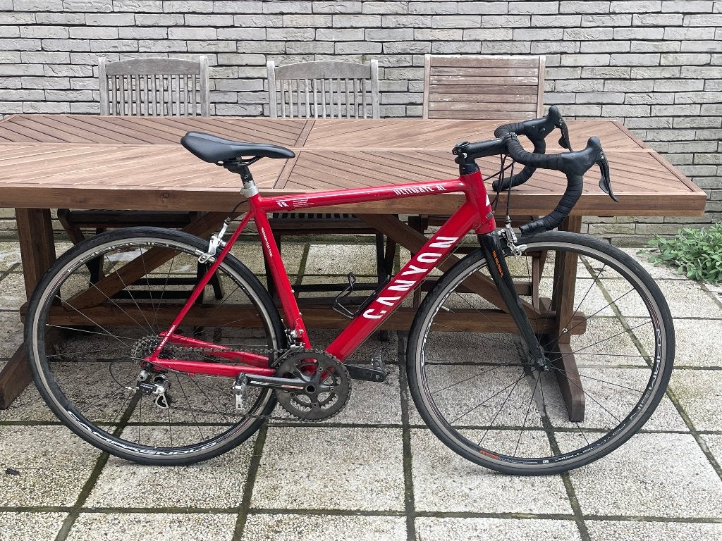 Canyon Ultimate F8 – Campagnolo Chorus 10-Speed, Velgrem, Aluminium, 15 tot 20 versnellingen, 53 tot 57 cm