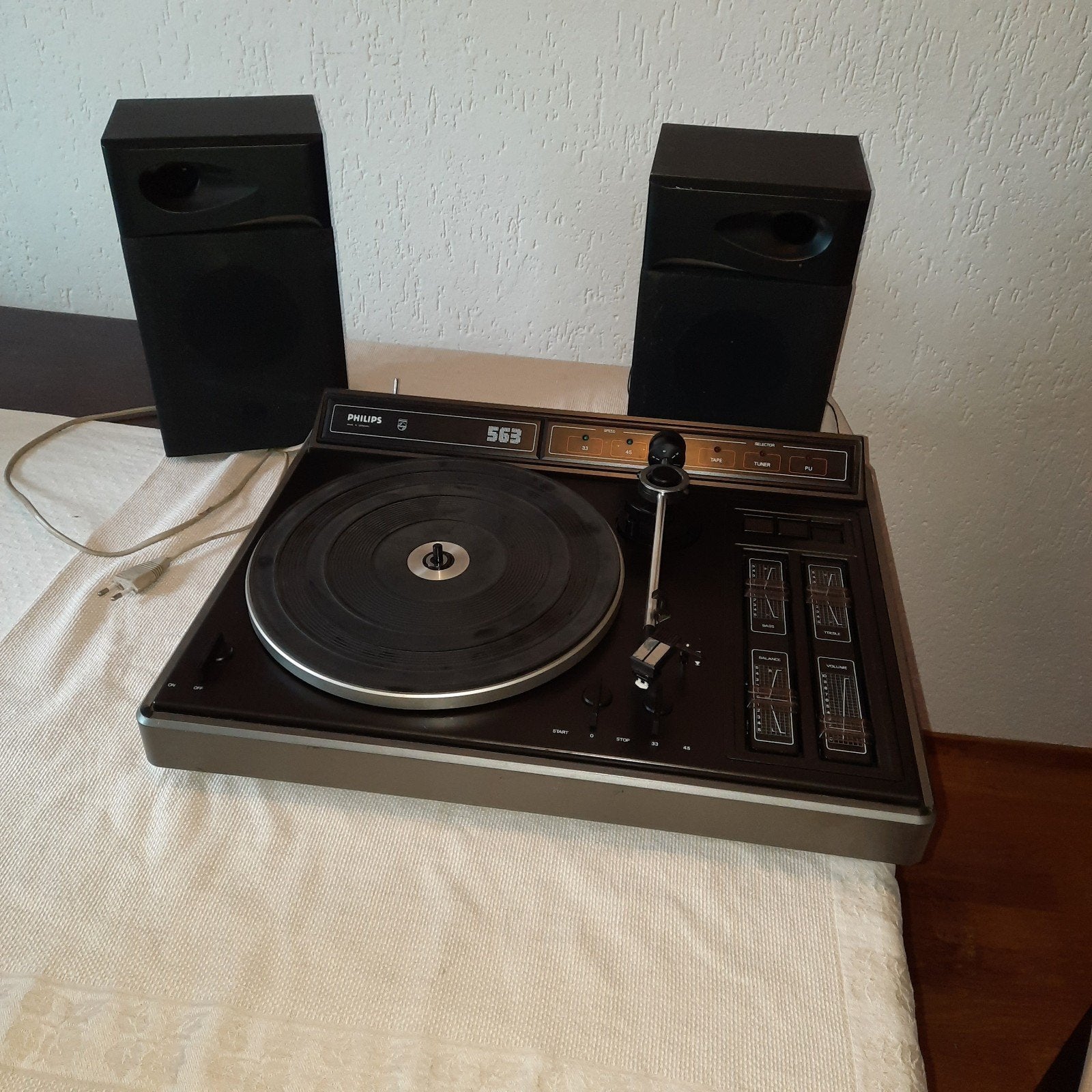 Philips Platenspeler 563 met 2 Boxen, Ophalen, Gebruikt, Platenspeler, Philips