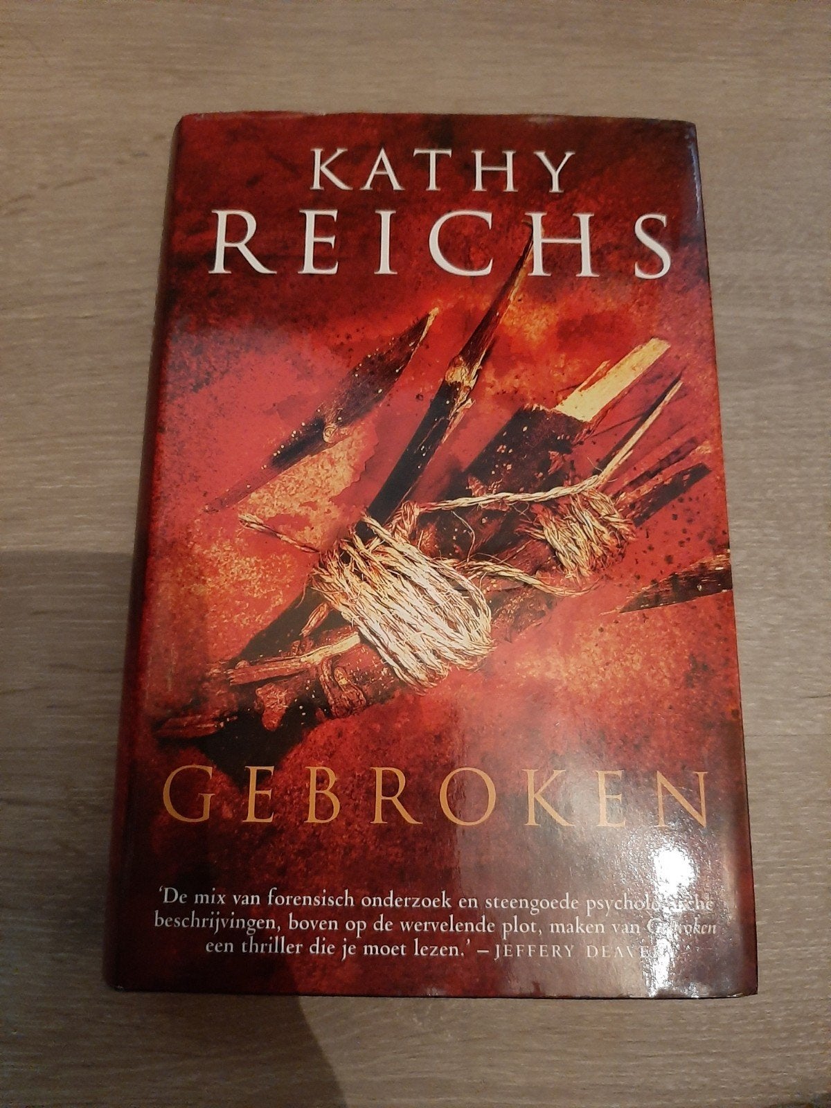 Gebroken - Kathy Reichs (Thriller), Ophalen of Verzenden, Gelezen, Kathy Reichs, Wereld overig