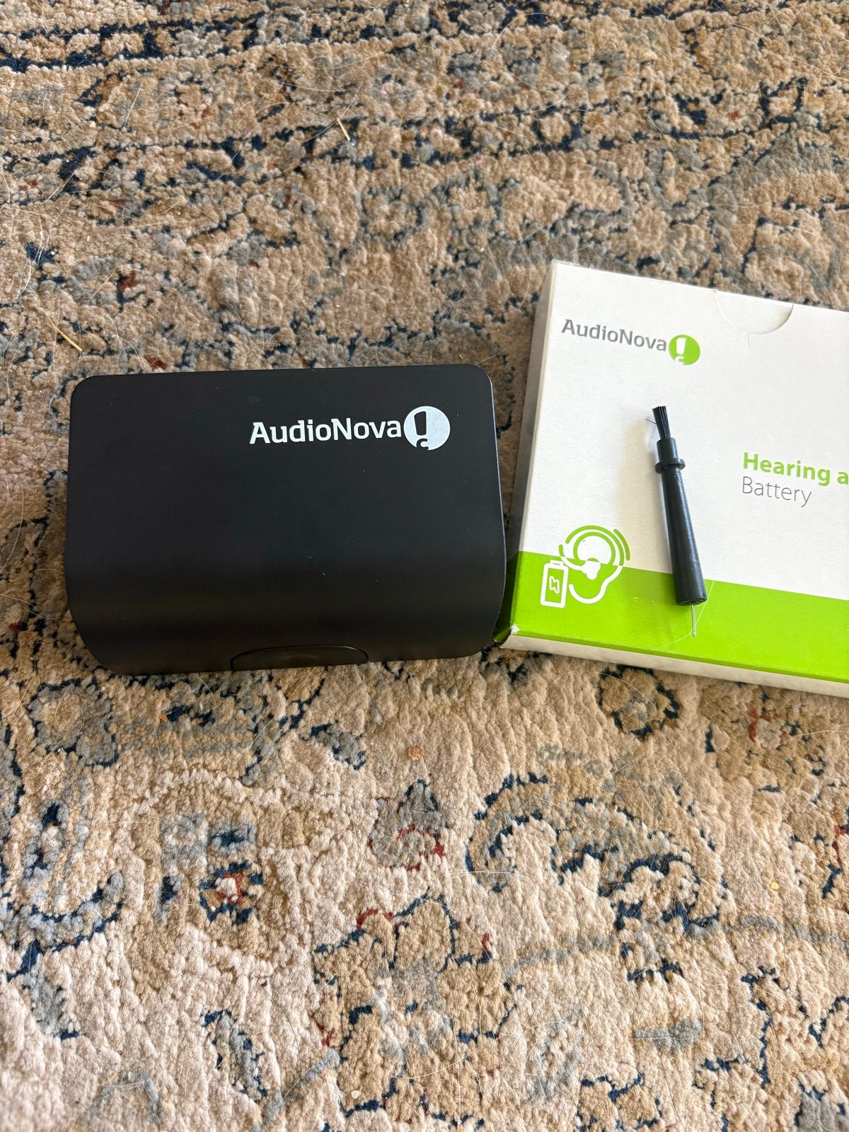 Audionova TR13 Gehoorapparaten L+R met batterijen en stick, Ophalen of Verzenden, Gebruikt, Overige typen